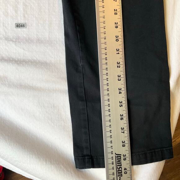 Old Navy Men Khaki Pants size 34x32 Black Mid Rise Straight Leg - Picture 4 of 11